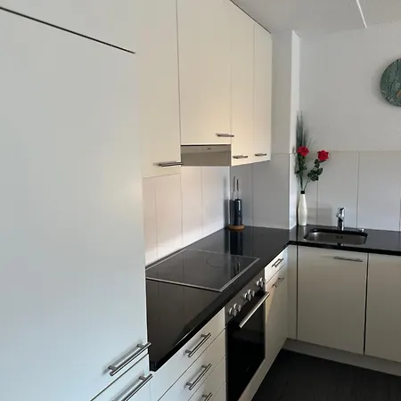 In West-eichbuehlstr 62-68 Апартаменты