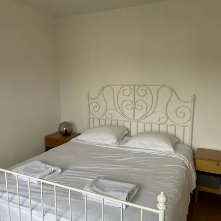 In West-eichbuehlstr 62-68 דירה