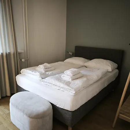 In West-eichbuehlstr 62-68 *