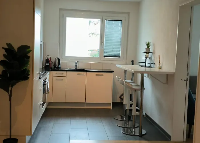 In West-eichbuehlstr 62-68 * Ζυρίχη