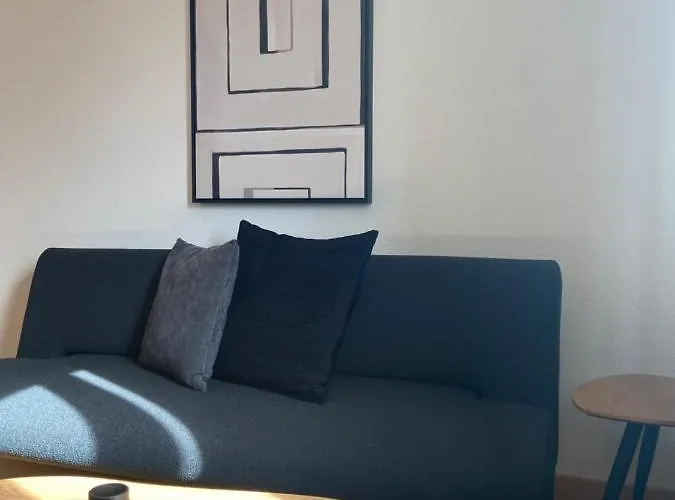 Apartment In West-eichbühlstr 62-66