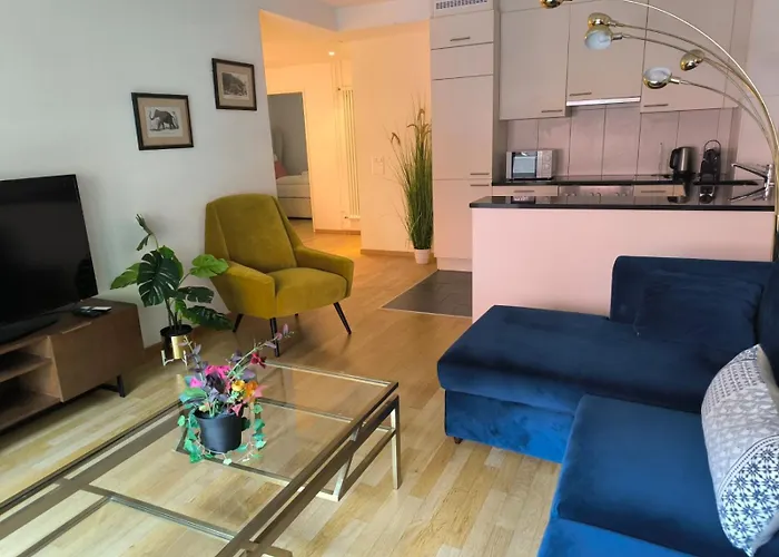 Apartment In West-eichbühlstr 62-66 Zürich