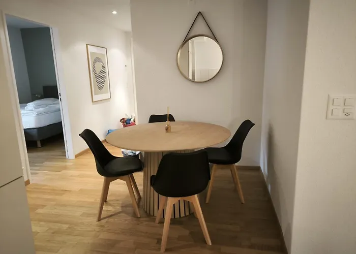 In West-eichbühlstr 62-66 * Zürich